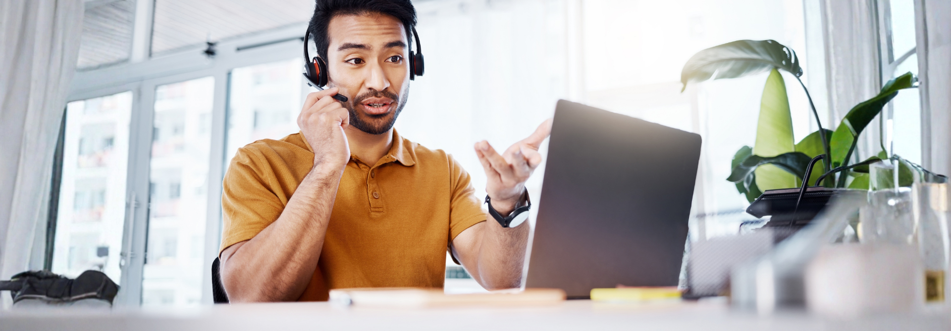 Remote, reliable, remarkable: Why UK SMEs are replacing in-house customer support